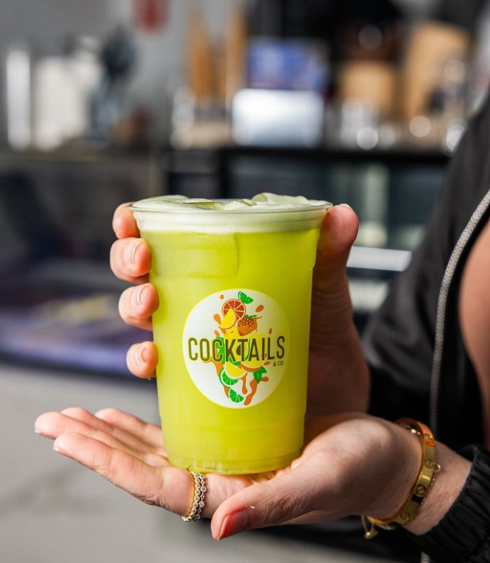 Pure Sugarcane Juice: Natural Energy & Hydration